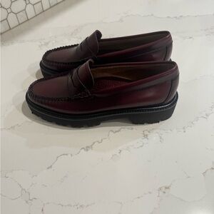 GH Bass Whitney Super Lug Weejuns | Wine | Size 6.5